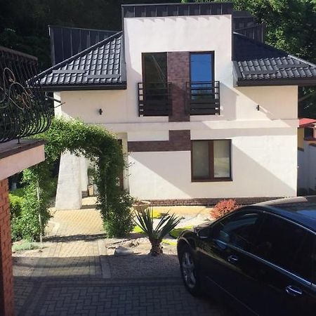 House In Lviv Villa Exteriör bild